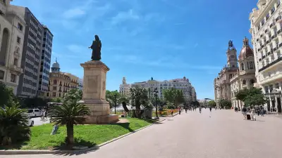 Plaza del ayuntamiento de Valencia