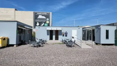 Área servicios camping La Fallera con bar