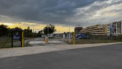 Entrada parking Els Daus